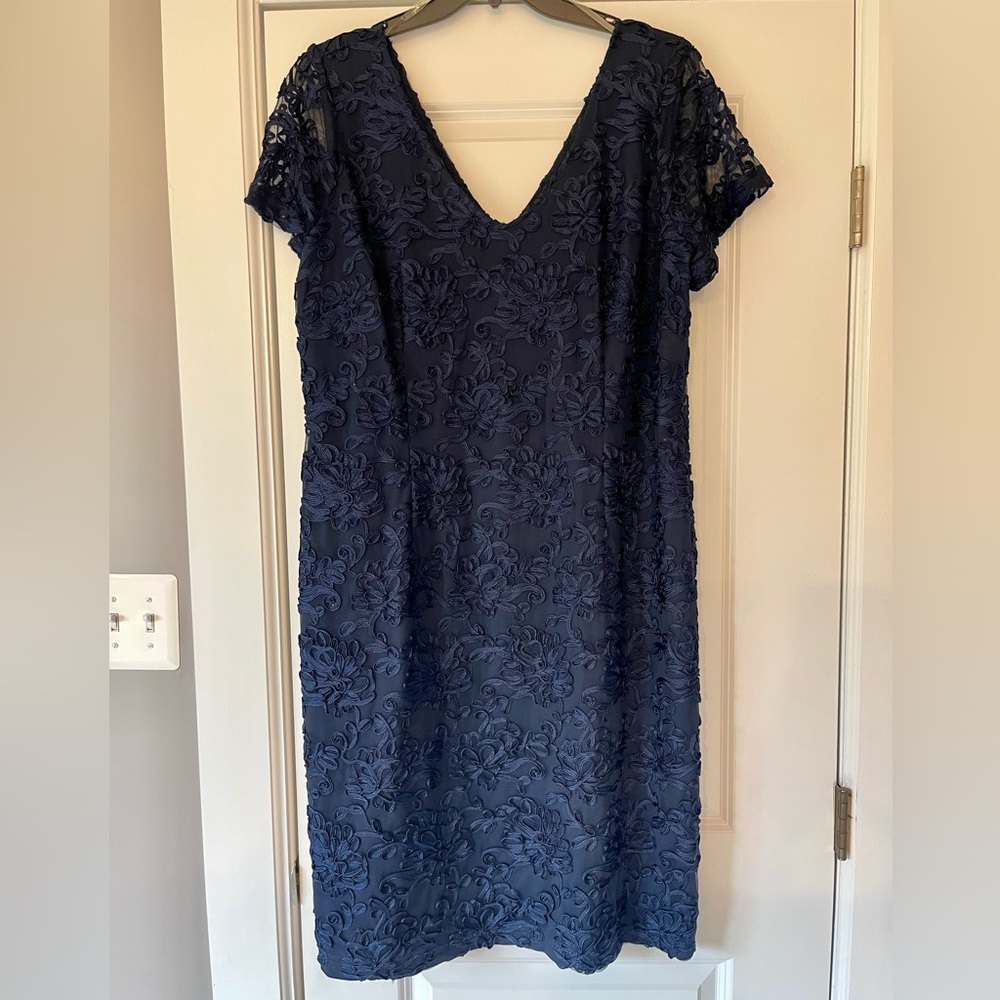 Like New Plus Size Js Collections Navy Cocktail D… - image 3